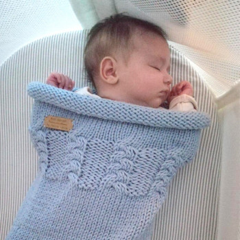 Kit tricot bébé : trousseau de naissance à tricoter