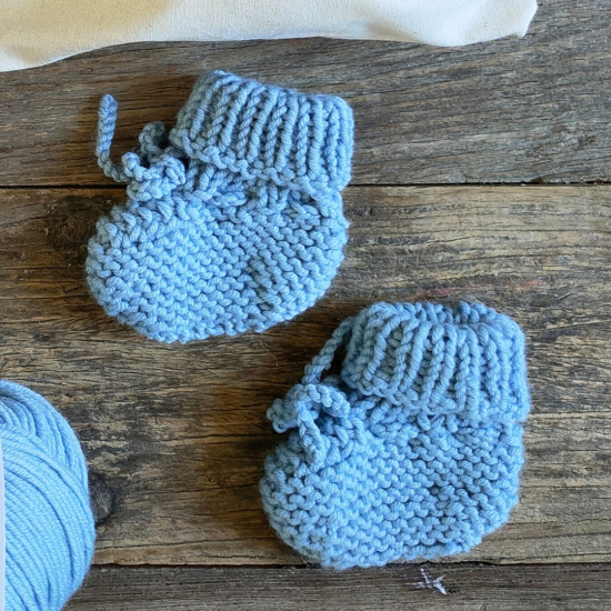 Evolving baby booties 0-9 months