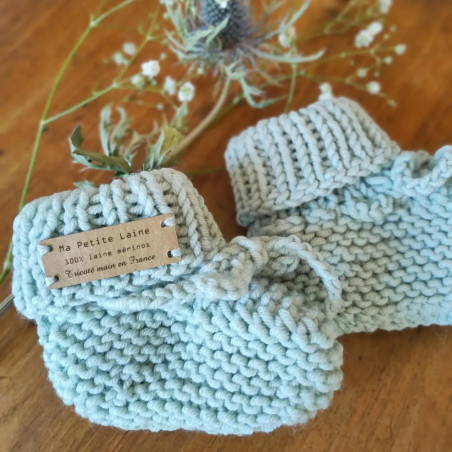 Evolving baby booties 0-9 months